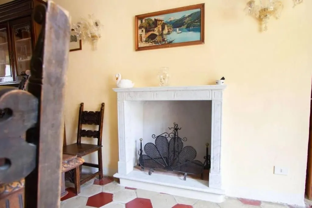 Apartment La Casa Del Dottore Tendola Italy