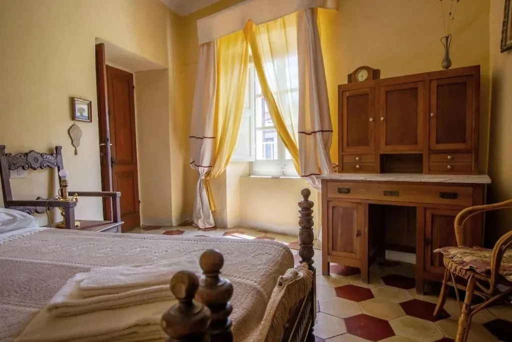La Casa Del Dottore Tendola 0*,